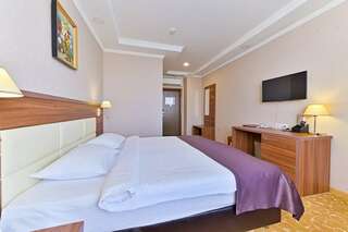 Отель Greenwich Hotel Улан-Удэ PREMIUM DOUBLE  улучшенный двухместный номер 1 категории-2